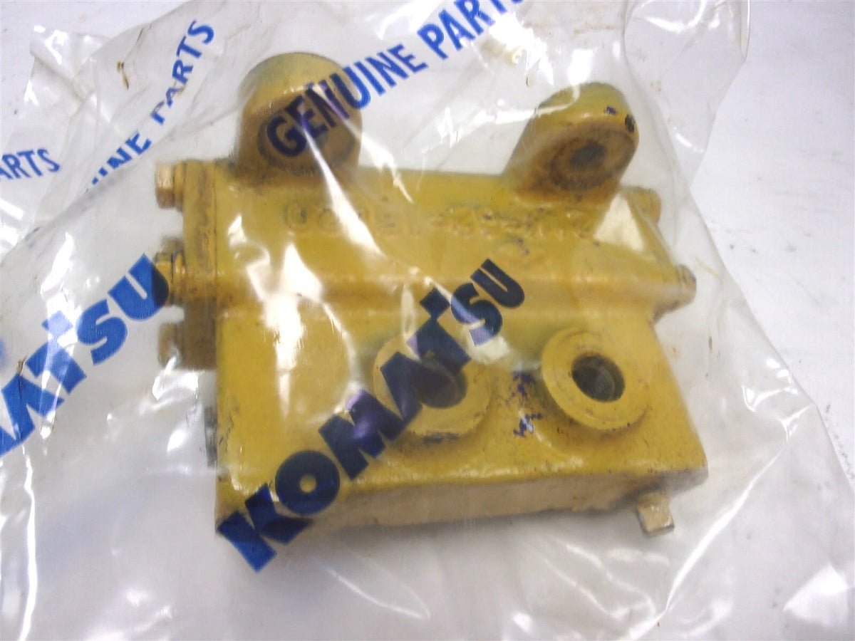 Valve Assembly for Komatsu PC150 Excavator (21K-62-15501)