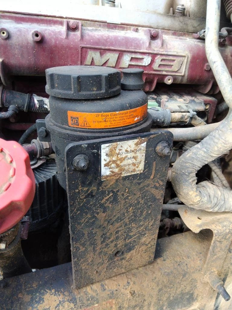 Power Steering Reservoir for Mack CHU613 (2014)