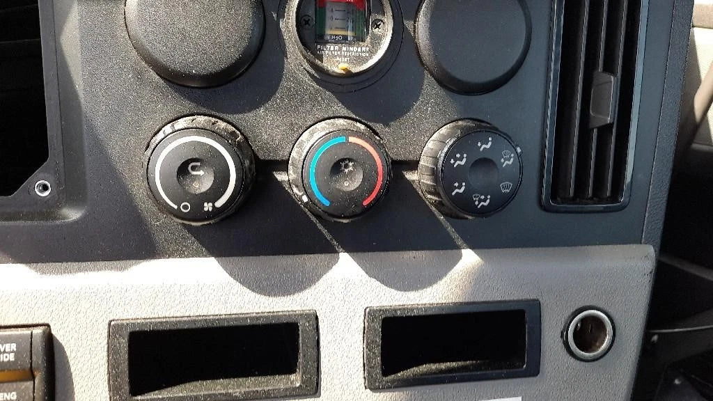 Temperature Control for Freightliner Cascadia 126 (2022)