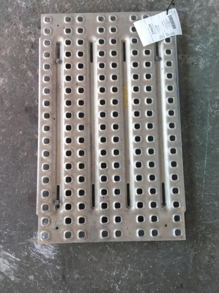 Deck Catwalk for Volvo VNL (2019)