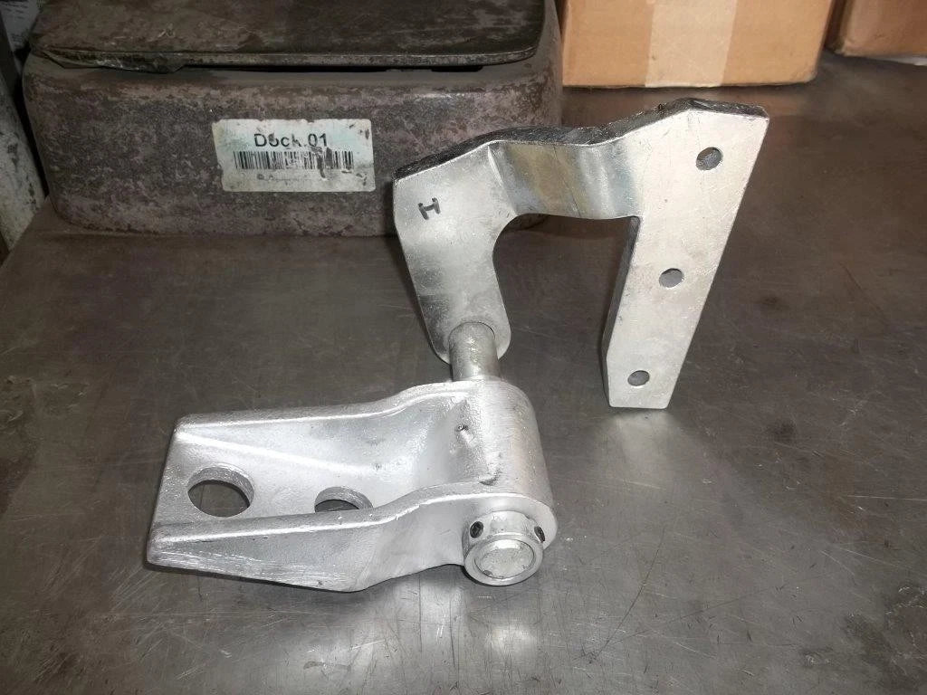 Hood Hinge Left for Kenworth T600 (US)