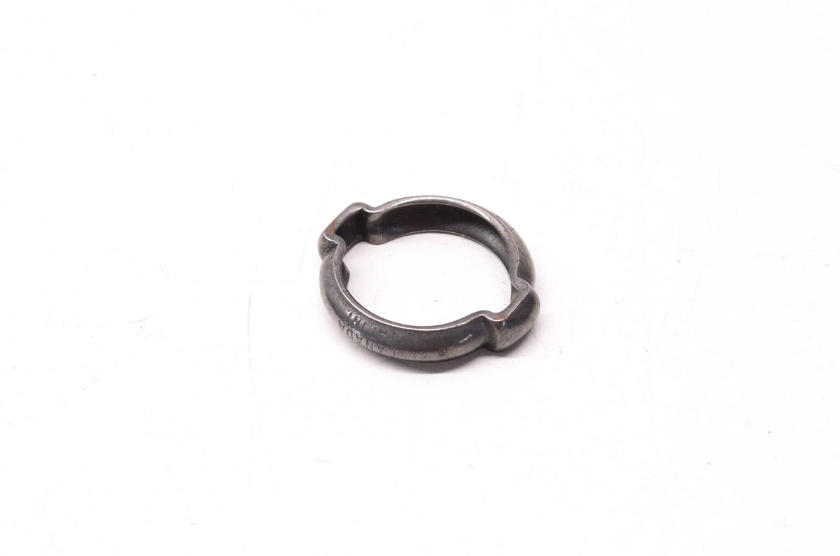 Cooler Tube Outlet Clamp for Ford (D84Y-9F481-A, D84Y-9F481-B)