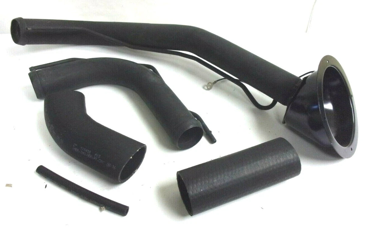 Fuel Fill Neck Kit for Freightliner MT55G (A03-39060-006)