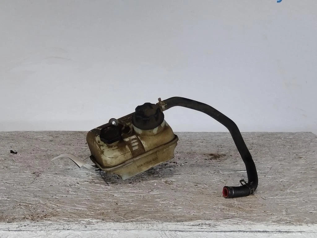Power Steering Reservoir for Freightliner Cascadia 126 (2022)