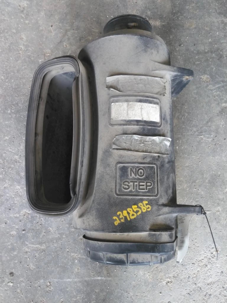 Air Cleaner for Peterbilt 386 (2008)