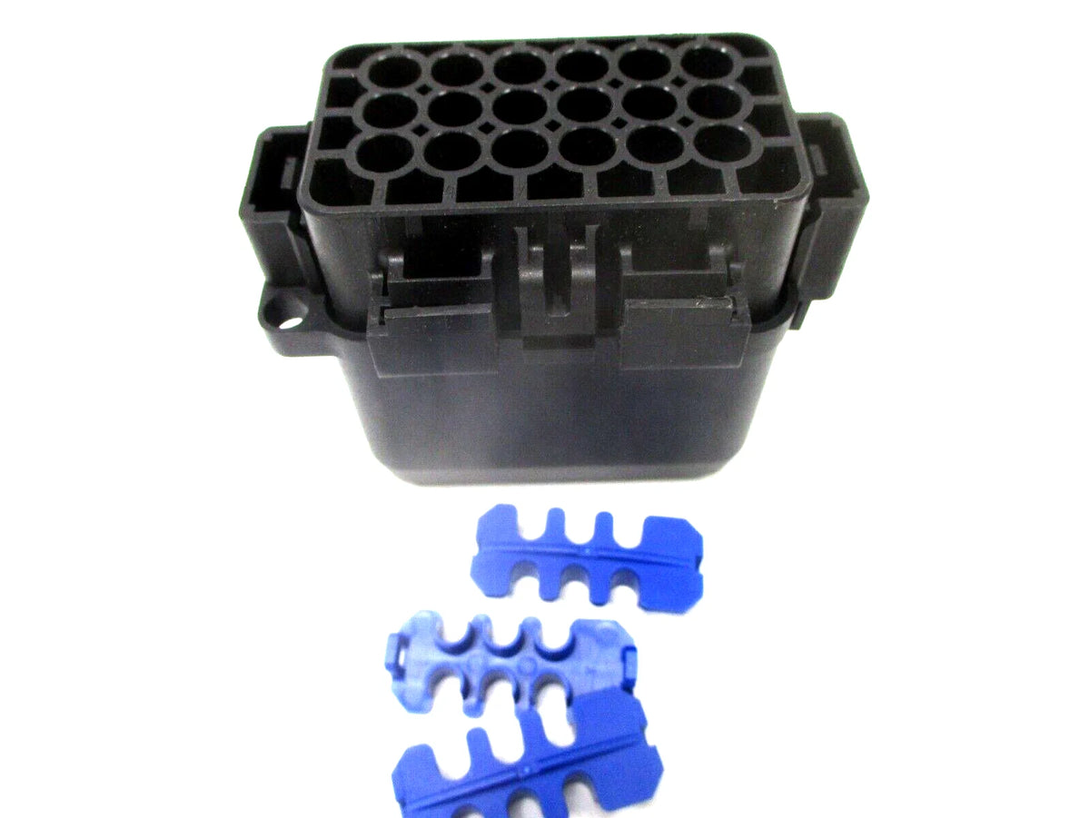 18-Way Relay Block Holder for International (3754414C92, 3754414C91)