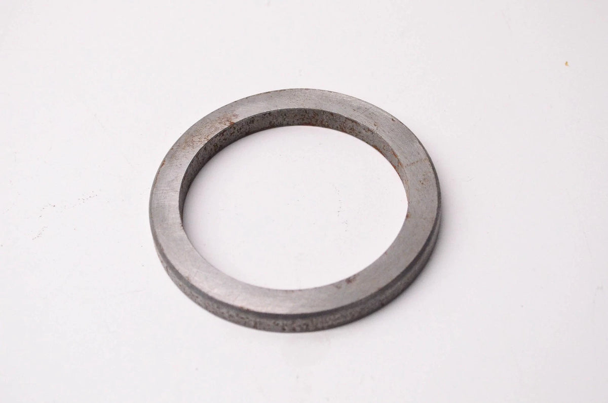 Shim for Ford (D8BZ4067AT)
