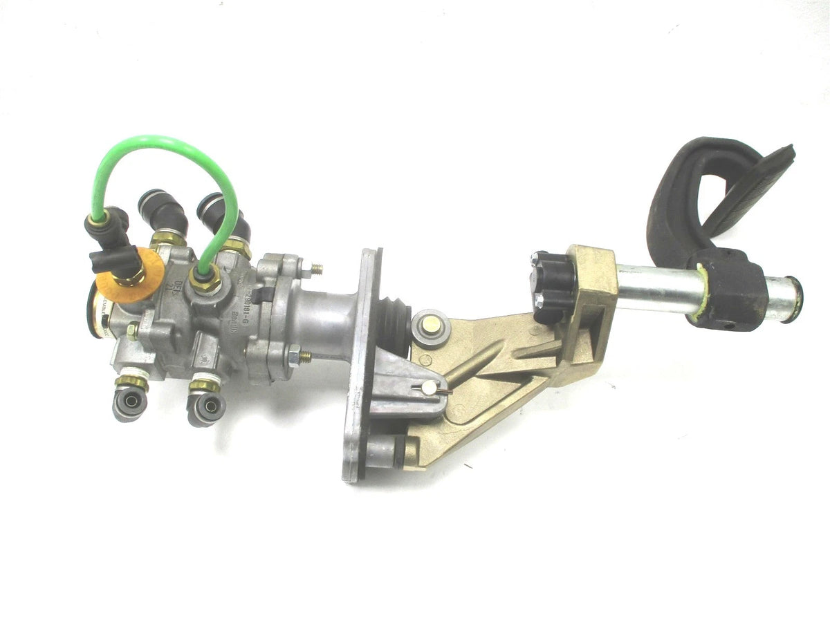 Brake Pedal Assembly with Foot Valve for Freightliner (A12-21303-002)