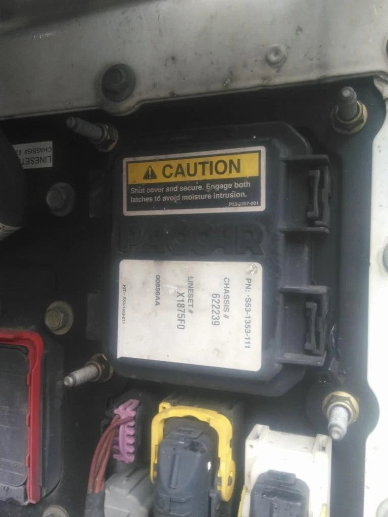 Fuse Box for Peterbilt 579 (2019)