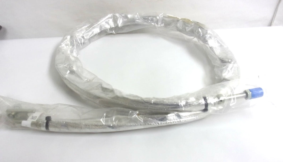A/C Dryer to Evaporator Hose for International 5900 (OEM 3935669C93)