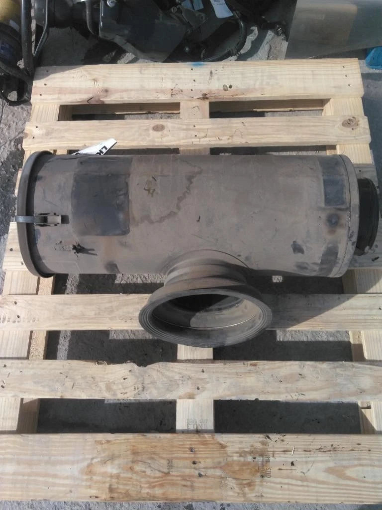 Air Cleaner for Mack CH612 (1997)