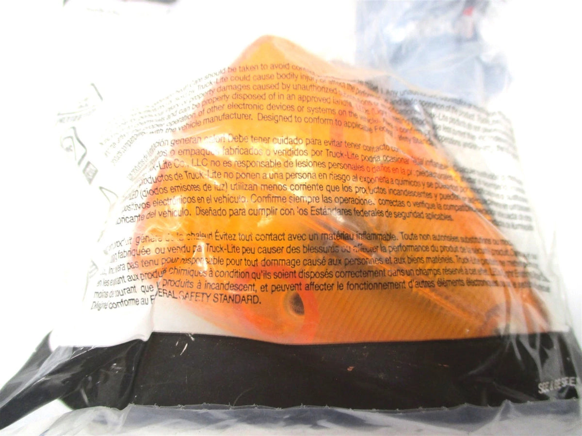 Truck-Lite 26 Series Yellow Marker Clearance Light for Truck (26354Y)