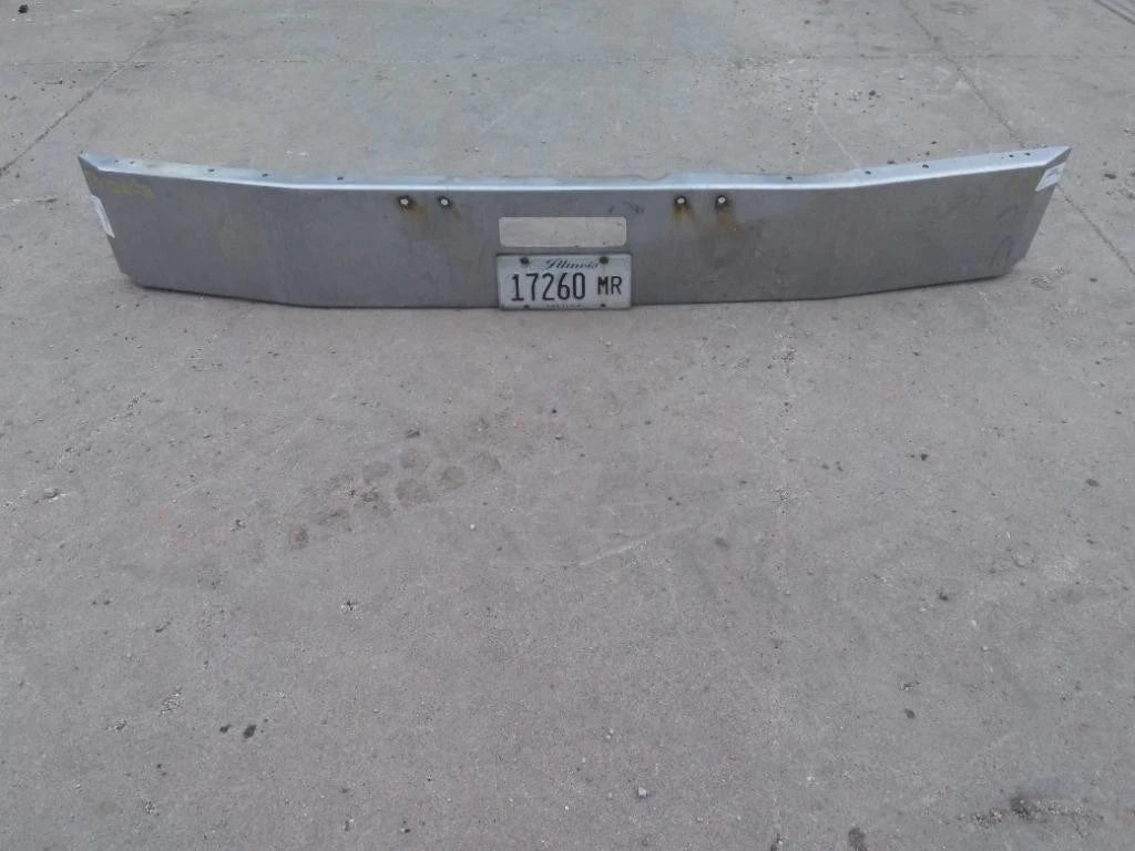 Bumper for Freightliner FLD120 (1989–2003)