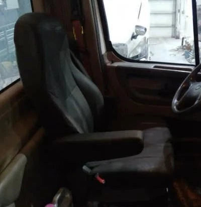 Front Seat for Freightliner Cascadia 113 (2012)