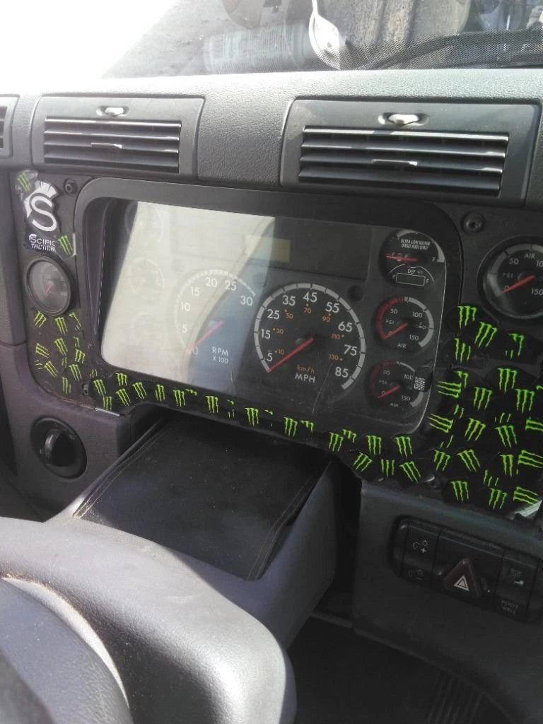 Instrument Cluster for Freightliner Cascadia 125 (2015)