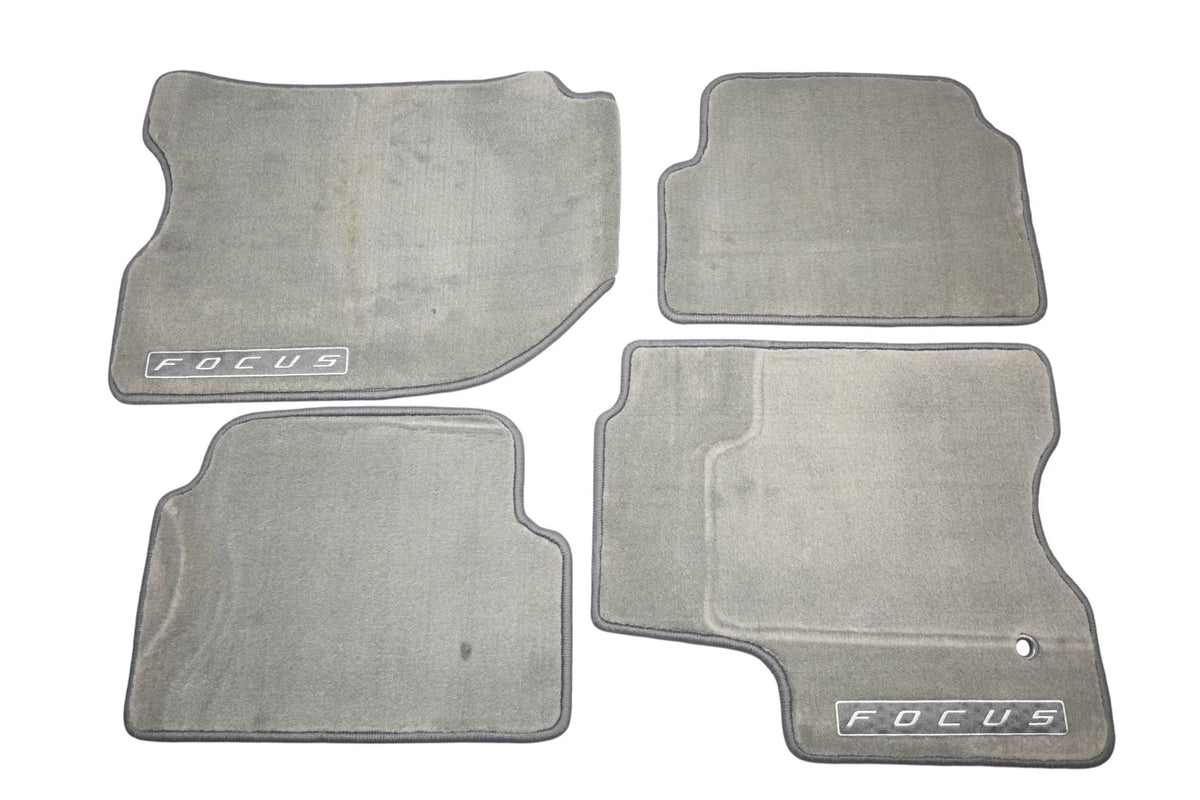 Floor Mat Kit for Ford Focus (2000–2007) 8S4Z-5413300-BD