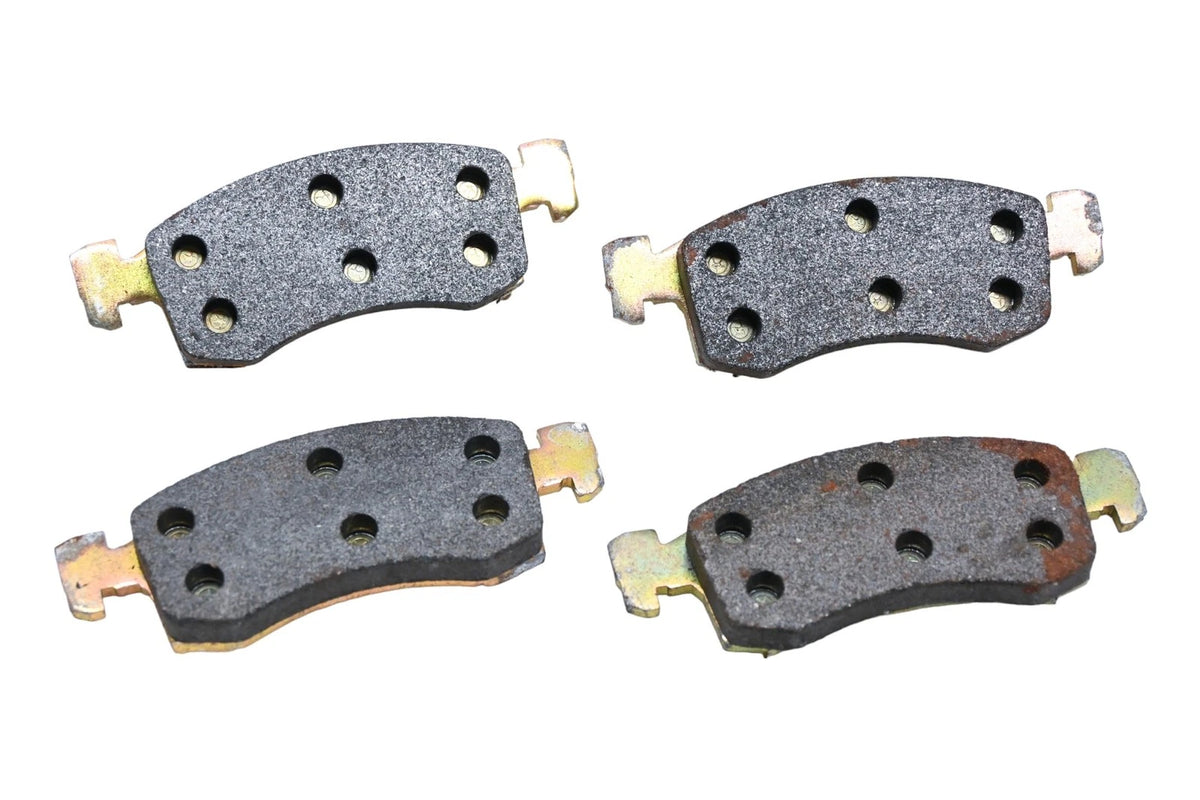 Disc Brake Pad Kit for Auto Specialty D-220M (NOS)