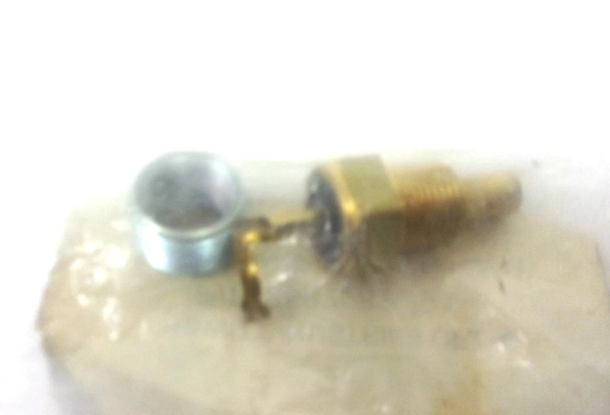 Water Temp Warning Sensor with Bushing for International