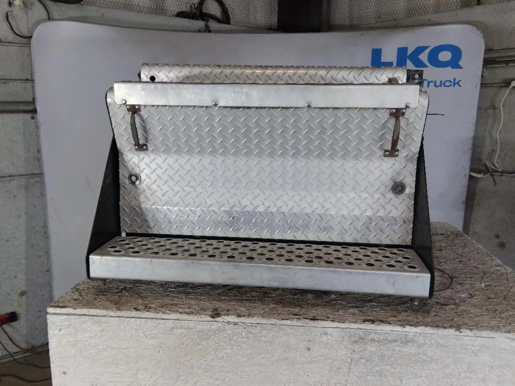 Battery Box for Kenworth T880 (2019)