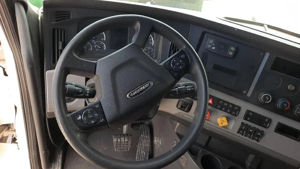 Steering Wheel for Freightliner Cascadia 126 (2020)