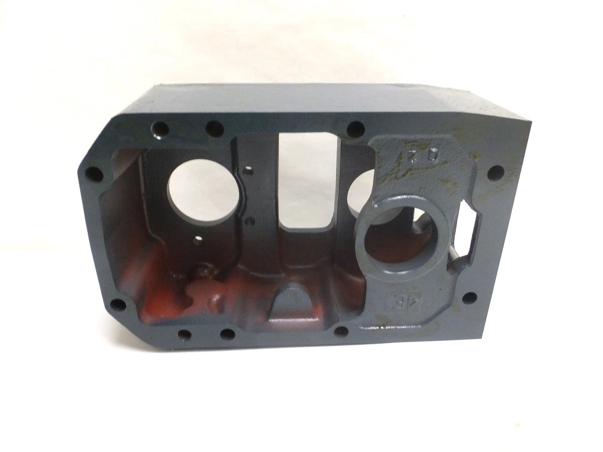 Gear Case for Kubota L285P L285WP (OEM 34260-23614, 34260-23610)