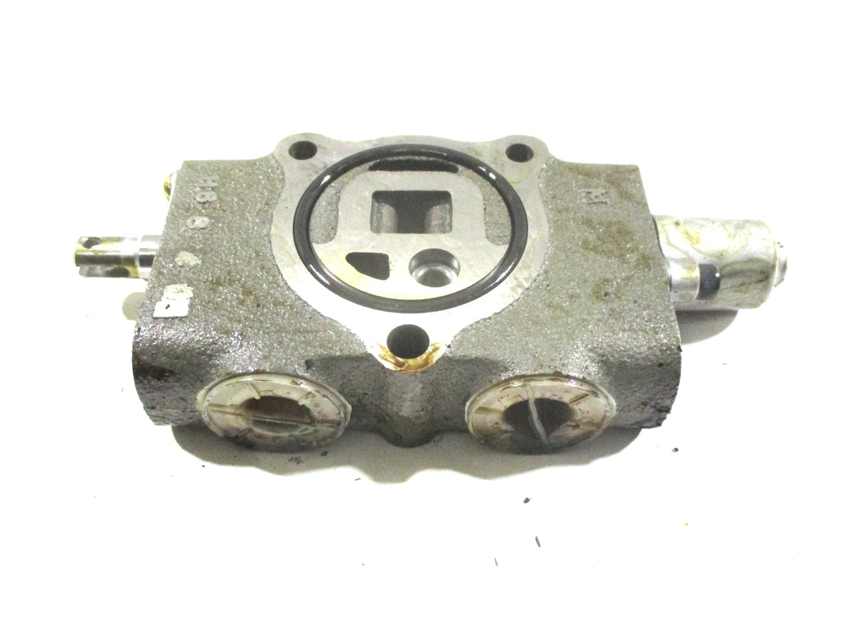 Valve Assembly for Kubota KH-170L KH-28L (OEM 68271-61870)