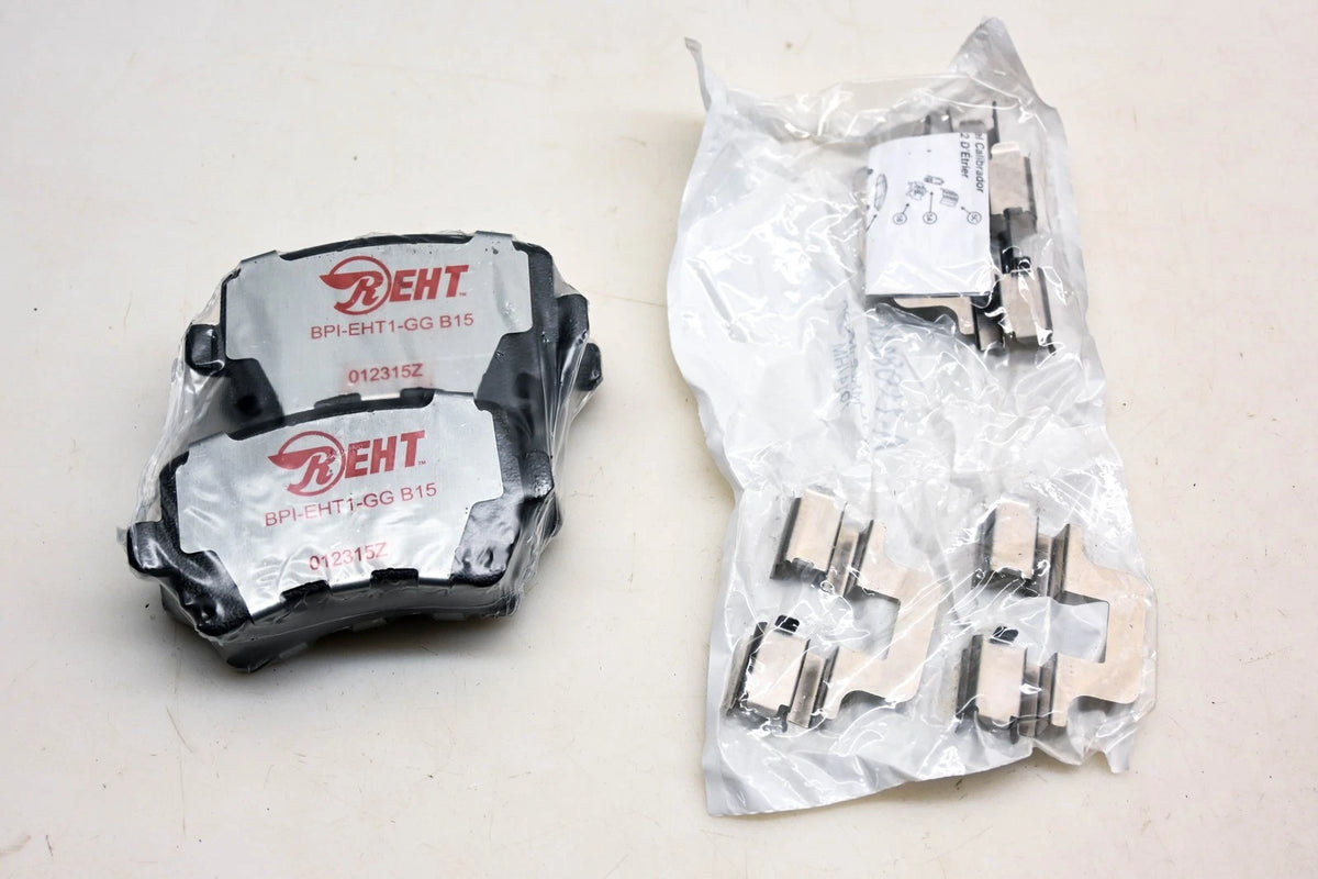 Disc Brake Pad Kit for Raybestos EHT1108H (NOS)