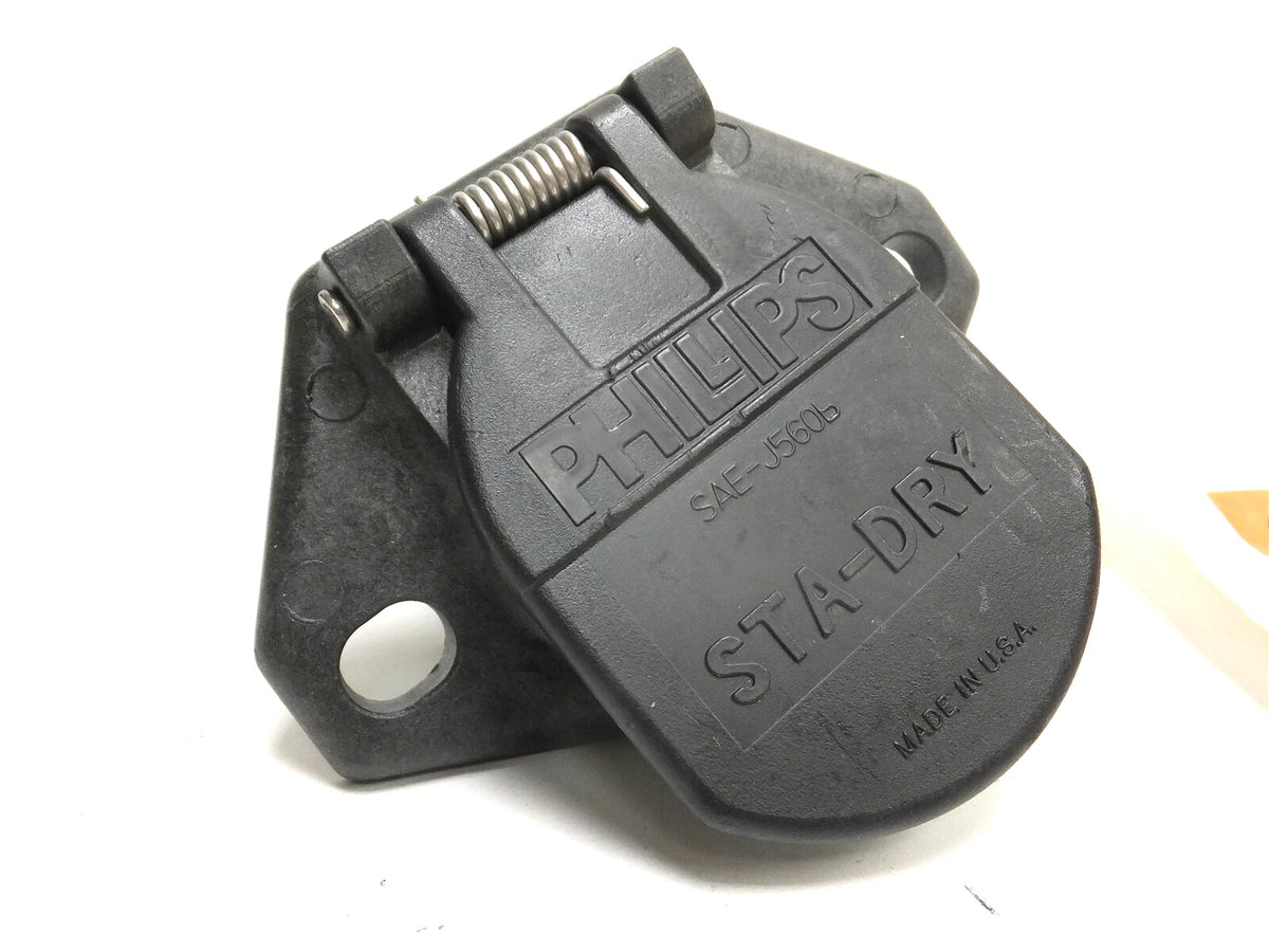 Trailer Connector Receptacle for International (2502137C1, 16-7248)