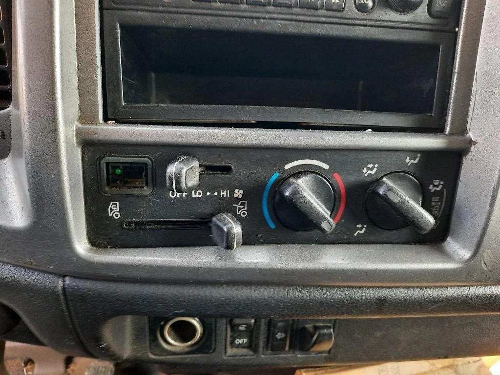 Temperature Control for Hino 268 (2010)