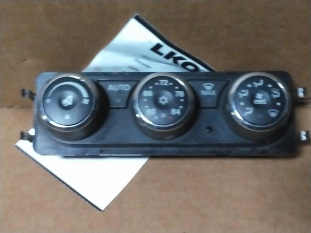 Temperature Control for Peterbilt 579 (2017)