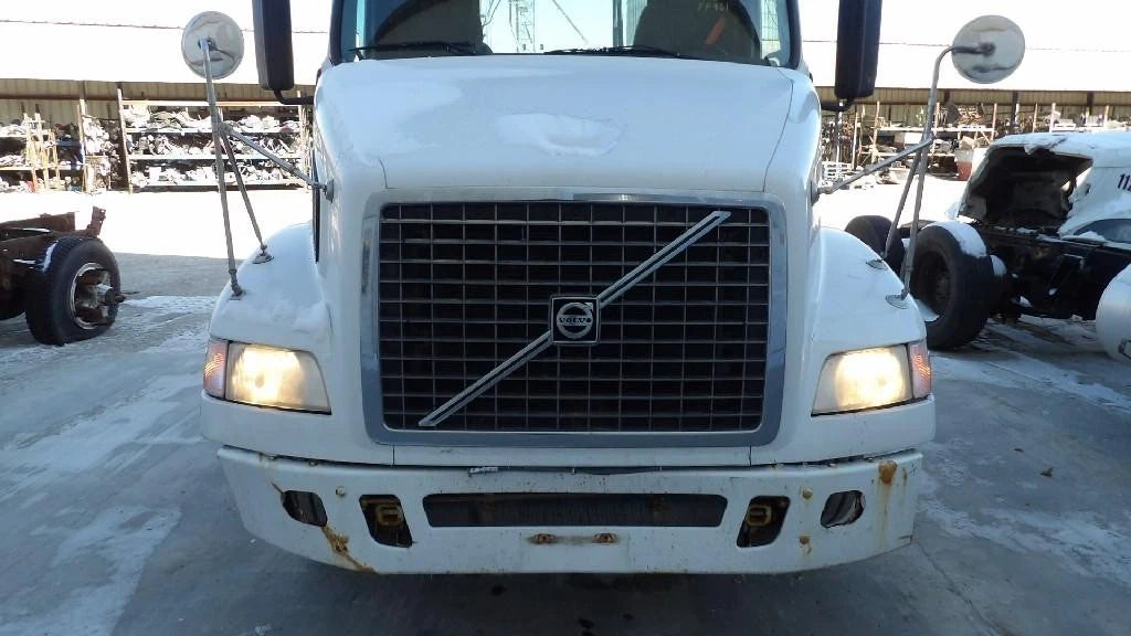 Hood for Volvo VNM (2004–2020)
