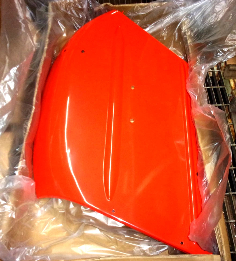 Genuine OEM Kubota RH Fender for M6030DT-N (35558-87010, 35538-87010, 35538-87510)