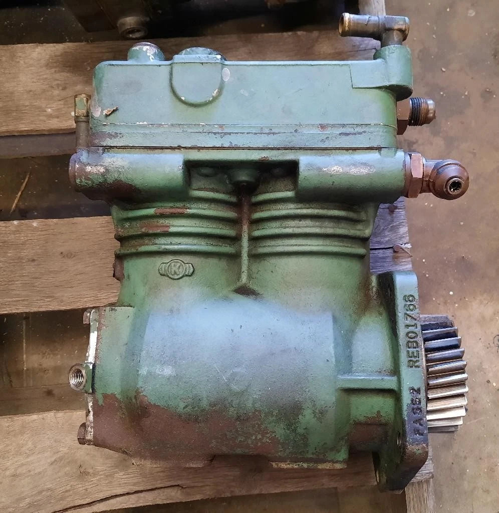 Air Compressor for Knorr-Bremse LP4974 (2001) Replaces 3987602