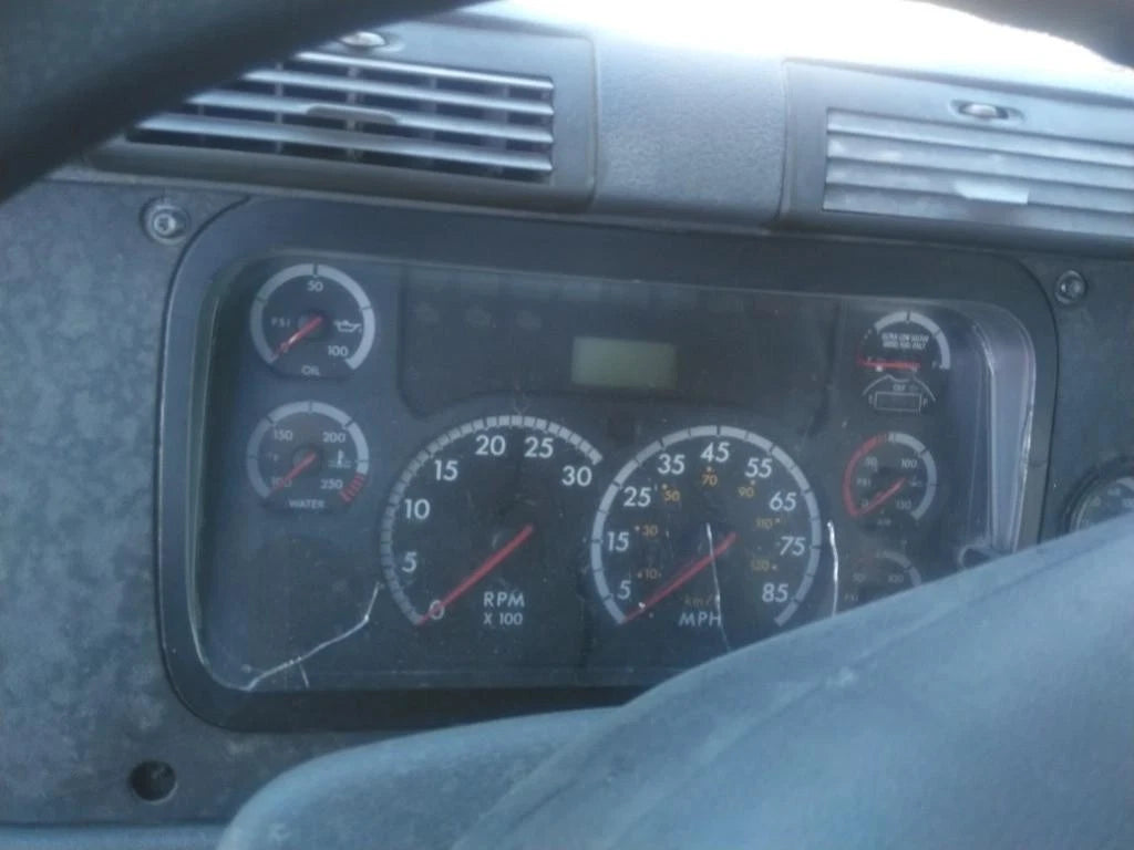 Instrument Cluster for Freightliner Cascadia 113 (2012) - MS