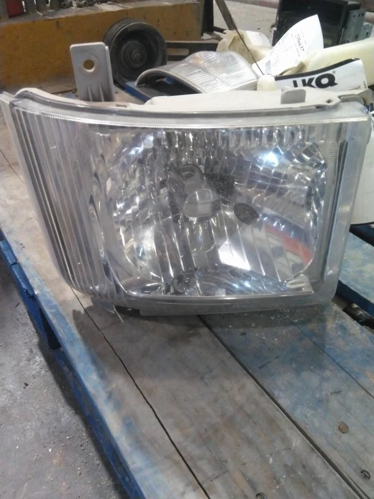 Headlight Right for Isuzu NPR (2008–2022) MN