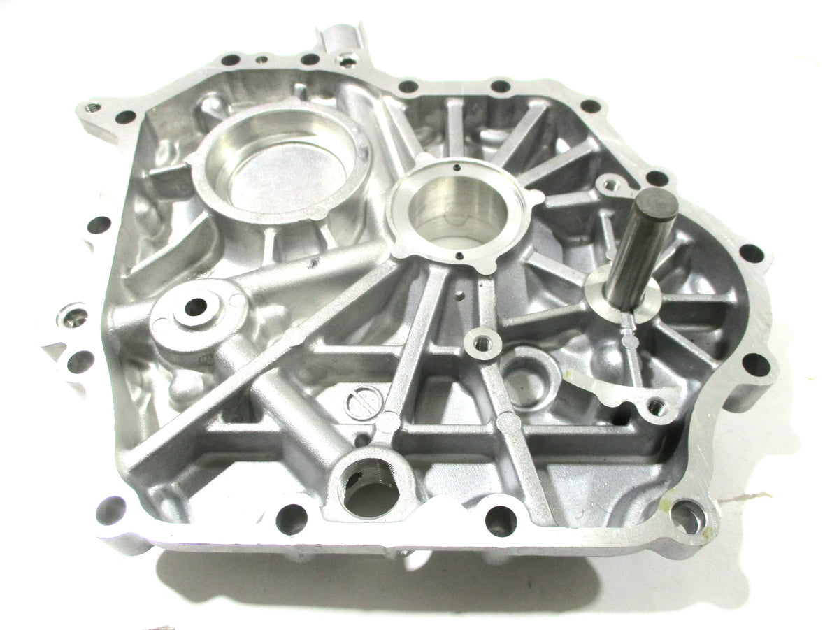 Complete Side Cover for Kubota OC60 OC62 (OEM 11520-01034)