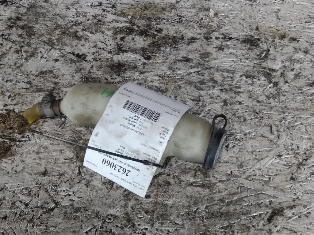 Windshield Washer Reservoir for Peterbilt 587 (2015)