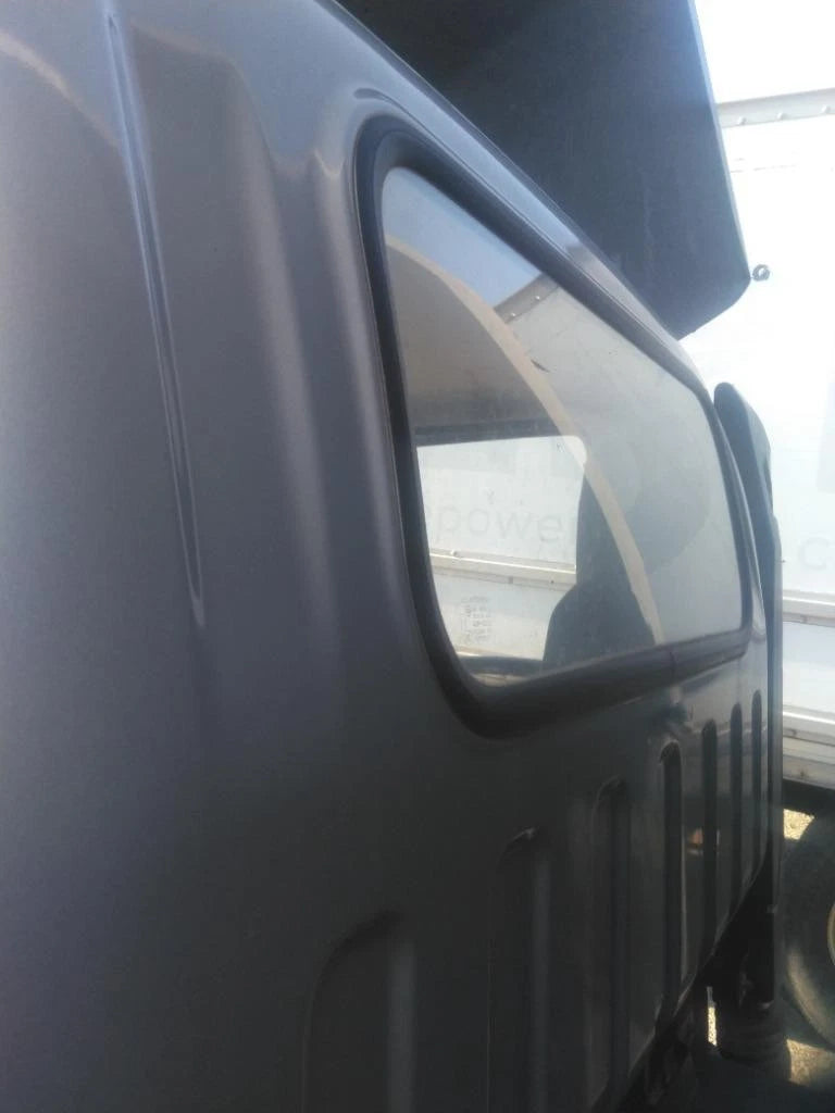 Back Glass for Isuzu NRR (2017)