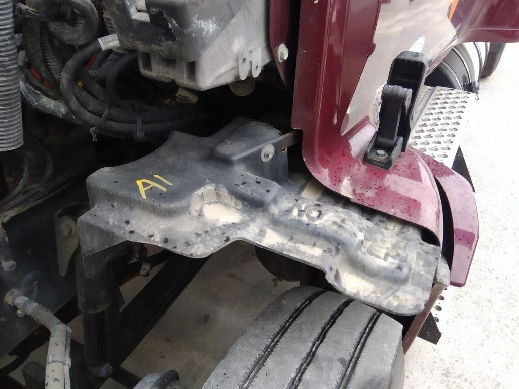 Fender Splash Guard Left for Kenworth T680 (2019)