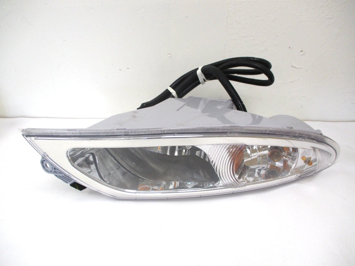 Headlight Assembly for International Truck (3765680C92)