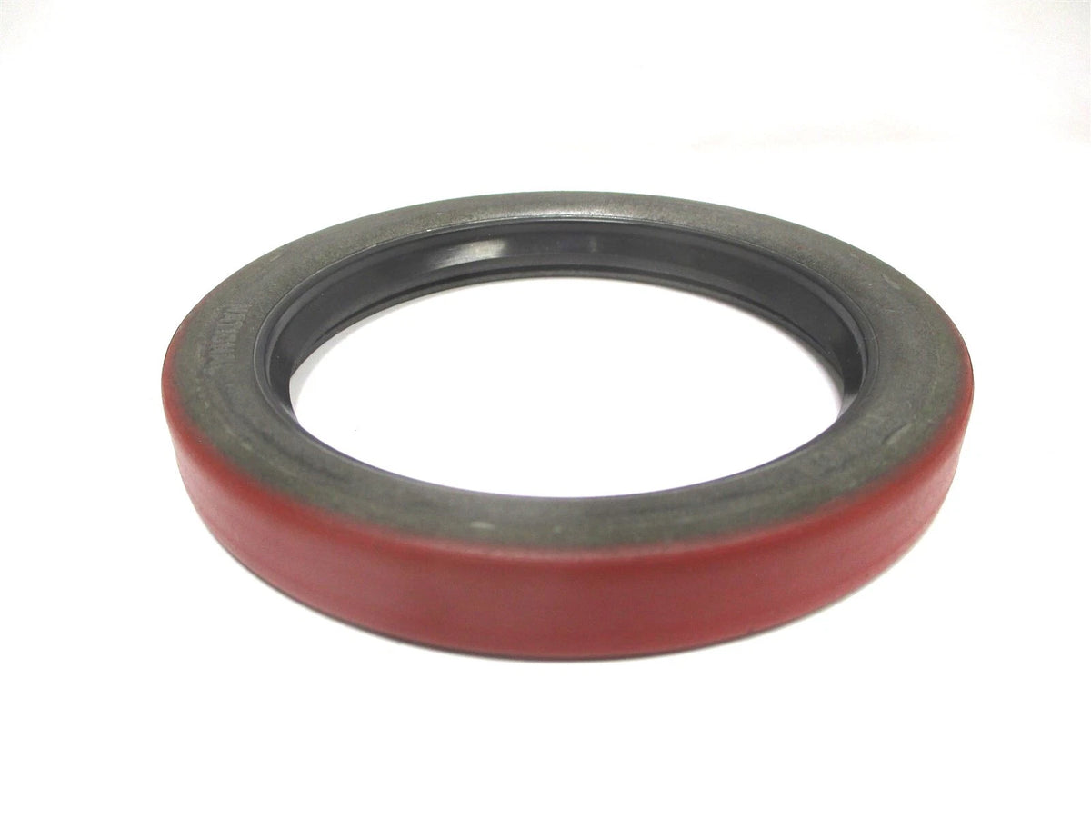 Inner Wheel Oil Seal for International (OEM 441260C91, National 455355)