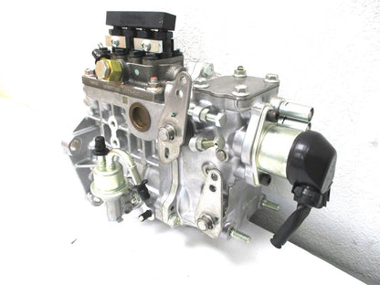 Genuine Injection Pump for Kubota V3307-DI-T Engine (1J416-50105, 1J416-50100)
