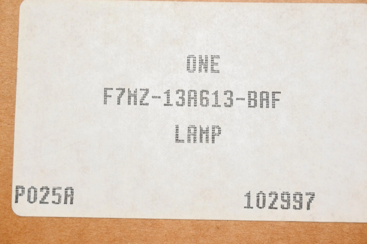 Brake Lamp Light Assembly for Ford (F7MZ-13A613-BAF)