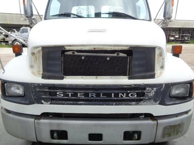 Hood for Sterling ActERRA 5500 (2001–2010)