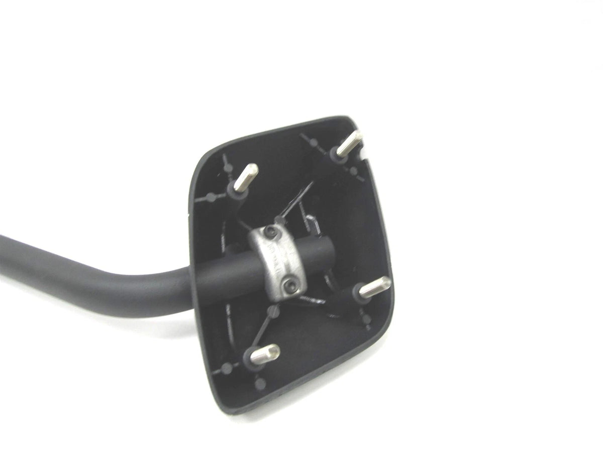 Left Hand Hood Bracket for International (OEM 2515867C1, 584701001)