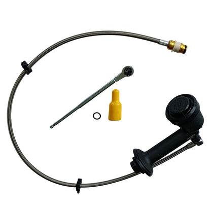 Clutch Master Cylinder & Line Assembly for Chevy GMC C2500 C3500 K3500 (1999–2007) CRS026