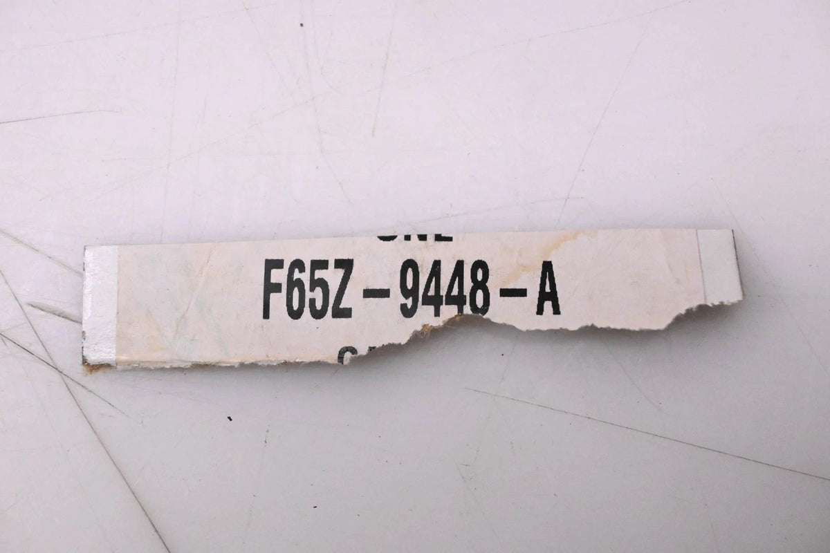 Exhaust Manifold Gasket for Ford (F65Z-9448-A) (NOS)