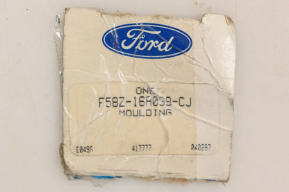 Left Front Fender Molding for Ford (F58Z-16A039-CJ)
