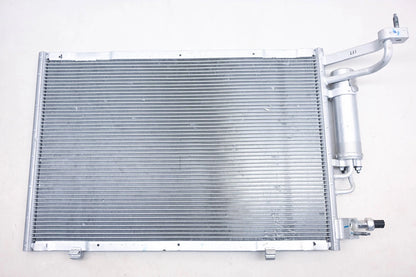 OEM Air Conditioning Condenser Assembly for Ford (AV11-19710-DR)