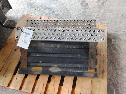 Battery Box Cover for Mack CXU613 (2014) - Replaces NA, MN